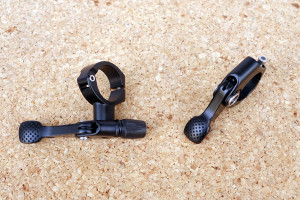 別売りのリモートレバーは横押しタイプと縦押しタイプの2モデル