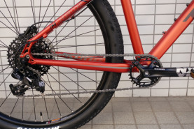 駆動系はSRAM NX 1X11システム