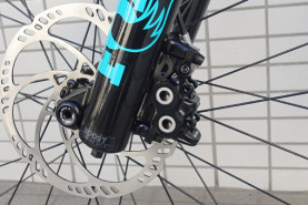 ブレーキを組み上げ時にMAGURA MT5に変更